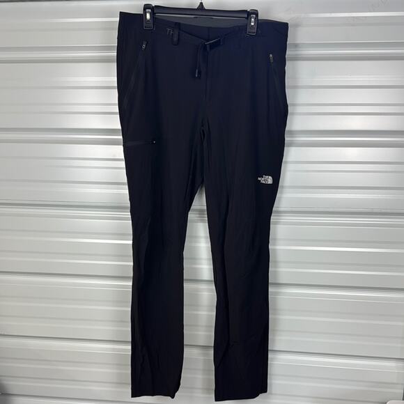 The North Face Black Cargo Pants with Straight Leg Fit - Picture 1 of 8